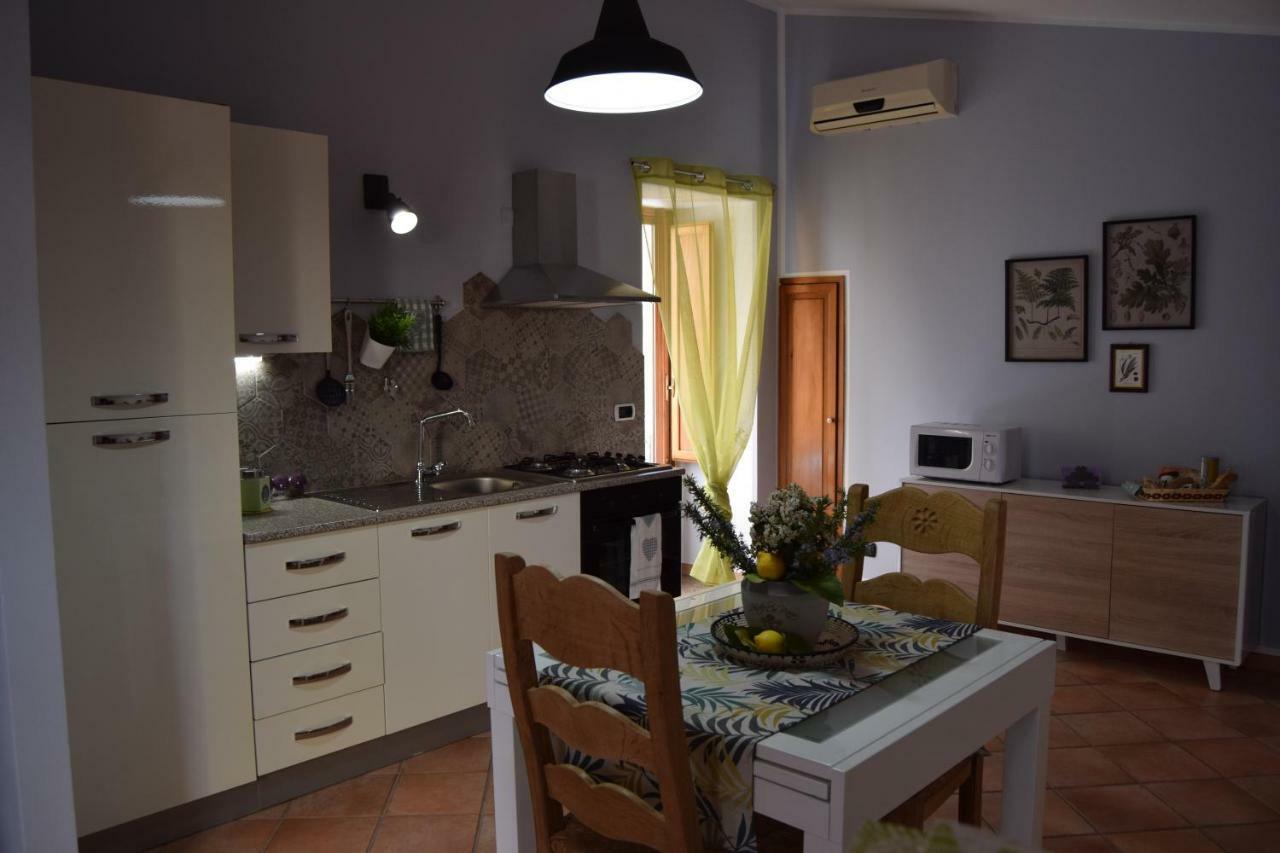 Domunua Holiday House เชฟาลู ภายนอก รูปภาพ