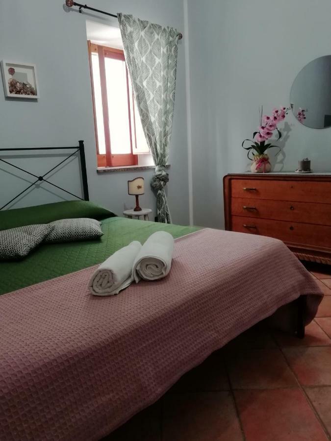 Domunua Holiday House เชฟาลู ภายนอก รูปภาพ